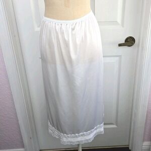 Sopre Lingerie Ivory Half‎ Slip Vtg Nylon Lace Size 26/28 Geeky Secretary USA